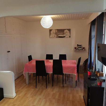 Big Ground Floor 2 Bedrooms Flat In A Quiet Building & Neighborghood 마르세유 외부 사진